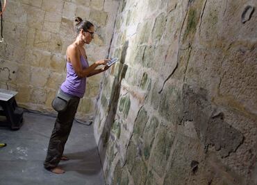 Restauradoras devuelven antiguo esplendor a Chichén Itzá