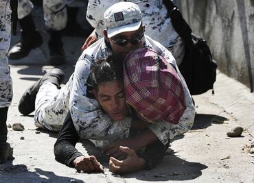 Mexico’s National Guard stops Central American immigrants from entering the country