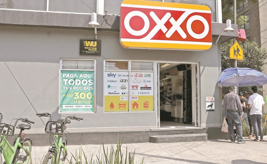 Oxxo es el principal corresponsal bancario en México, indican datos de la CNBV. Foto: ARCHIVO EL UNIVERSAL