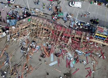 “Me quise morir cuando vi que los palcos se desplomaron": el duro relato de un sobreviviente del desplome de plaza de toros en Colombia