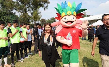 Habrá partido de futbol entre selecciones de talla baja de EU y México, anuncia Clara Brugada; juego sería en abril de 2026, dice