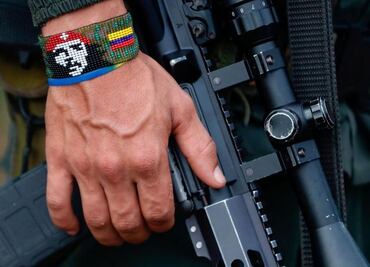 Bombardeos a disidencias de ex-FARC deja 6 menores fallecidos, afirma Defensoría de Colombia