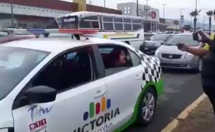 Choca su camioneta por viajar en sentido contrario en Tamaulipas y se vuelve viral