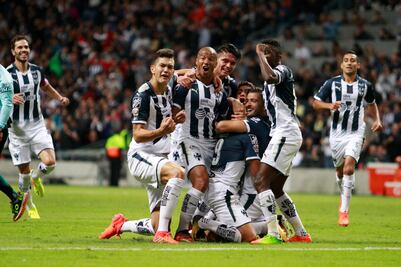 Monterrey derrota a América y es líder supremo 