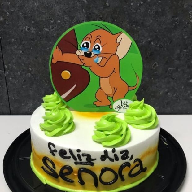 ¡No te pases, Karen! Estos son los pasteles de memes más deliciosos