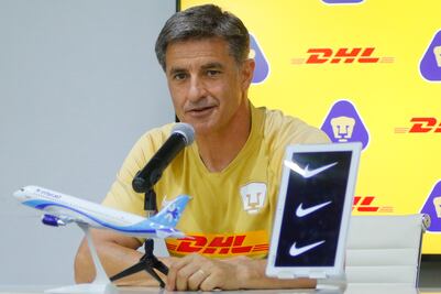 Míchel González declara su gusto por Cruz Azul