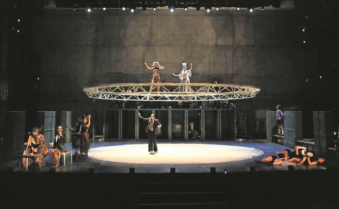 Mario Espinosa está al frente del Centro; el 5 de marzo próximo presentará el libro que cuenta la historia del CUT. Foto: Centro Universitario de Teatro