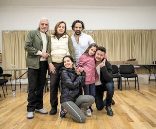 Una familia en espera de un mejor "Mañana"