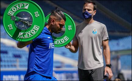 "Tecatito" Corona vuelve a los entrenamientos con el Porto