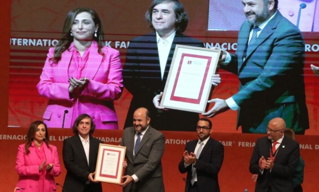 "El artista, en especial el poeta, se ha opuesto siempre al orden": discurso de Mircea Cărtărescu, premio FIL de literatura