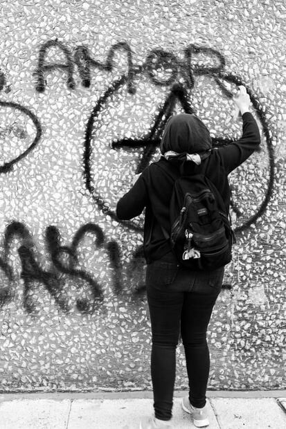 “El machismo sí es un virus, no el coronavirus”: la lucha sigue a un mes de la marcha feminista