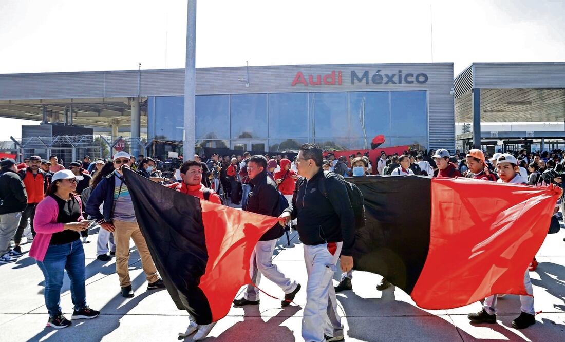 Sindicato de Audi logra incremento salarial de 10.2%