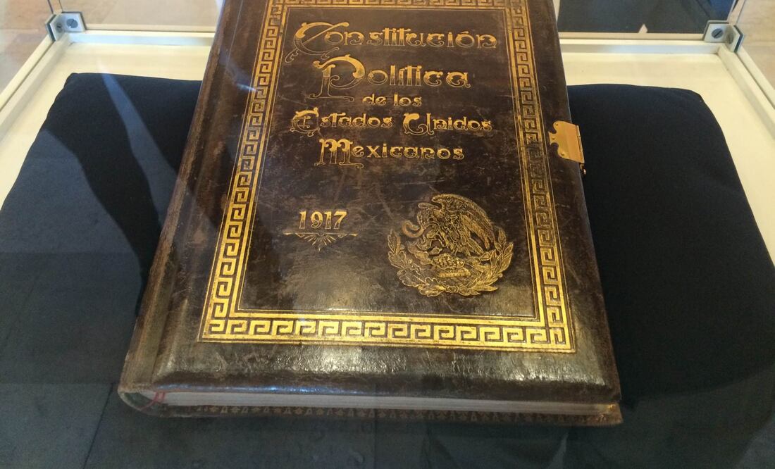 La Cámara de Diputados conmemoró en San Lázaro el 99 aniversario de la promulgación de la Constitución mexicana (JORGE ARCIGA. NOTIMEX)