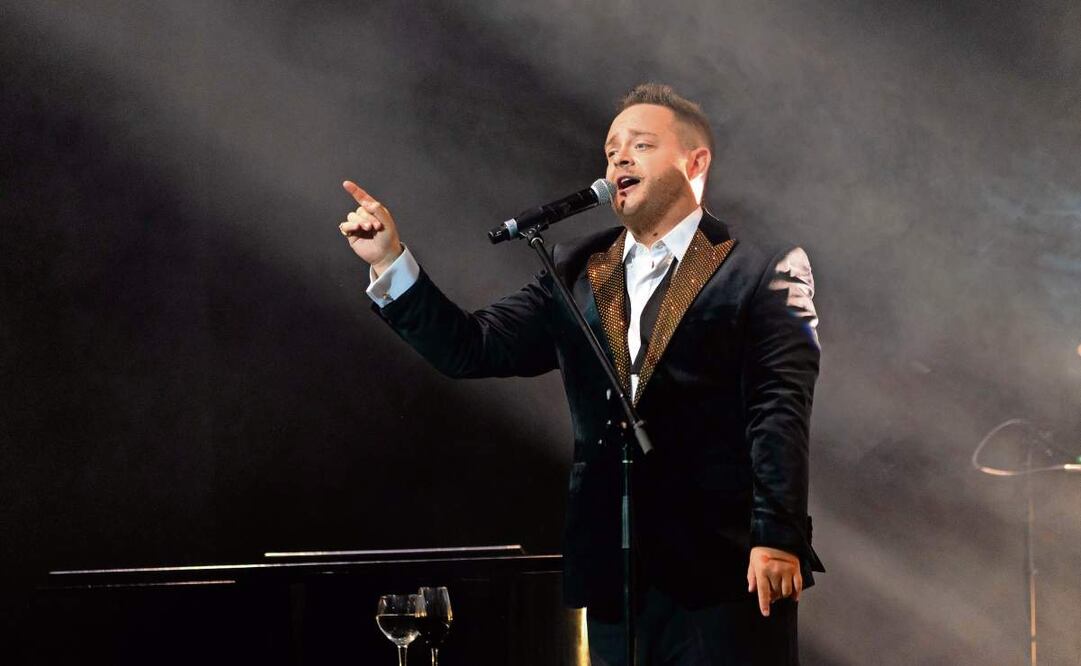 Uno de los objetivos del cantante mexicano ha sido el de acercar el género del bolero a los jóvenes, pero no por imposición. Foto: Consecuencias