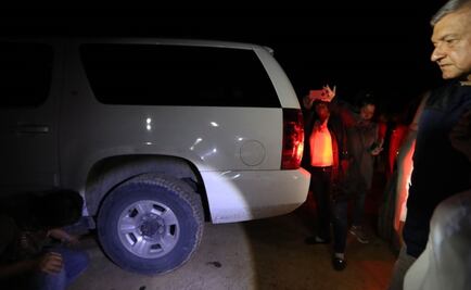 Ponchan llantas de camioneta de AMLO en Chiapas