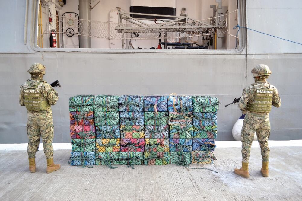 Asegura Semar casi una ton de cocaína en Guerrero