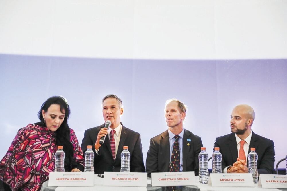 Silvia Nova (izquierda) lamentó que exista una cultura de la violencia desde el tema educativo hasta el trato hacia las mujeres (CRISTOPER ROGER BLANQUET. EL UNIVERSAL)