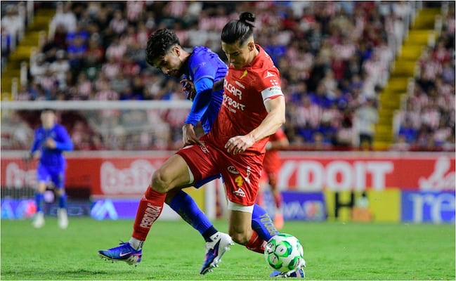 Necaxa neutraliza a Chivas y mantiene el 0-0 en Aguascalientes