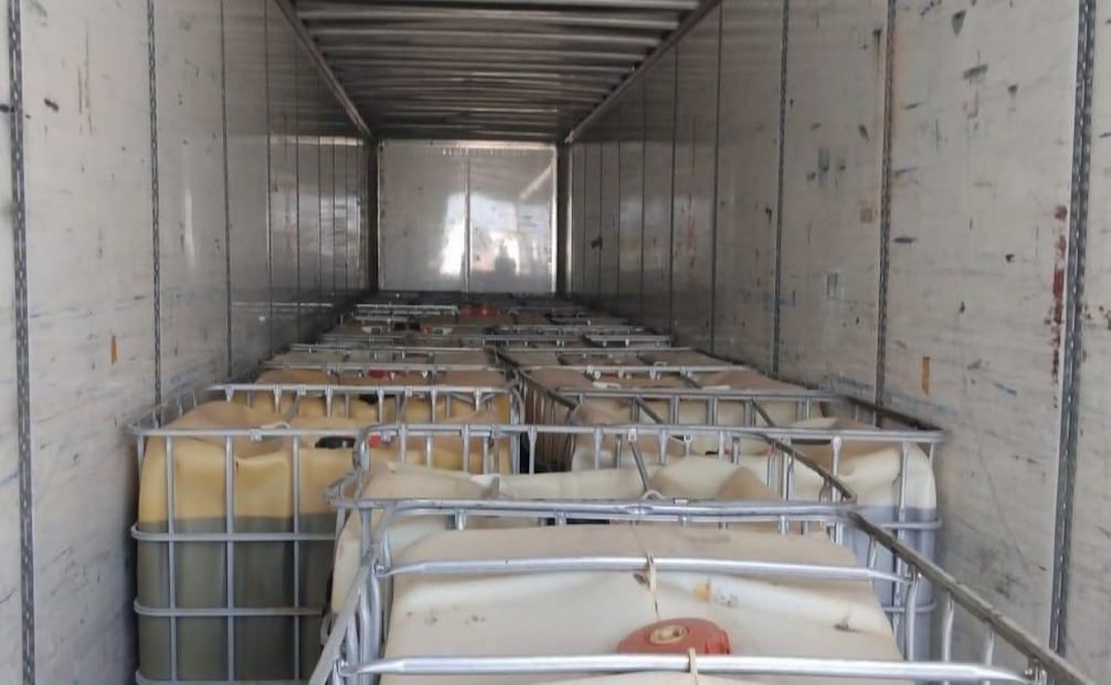 Contenedores de hidrocarburos asegurados en Tamaulipas (06/01/2026). Foto: