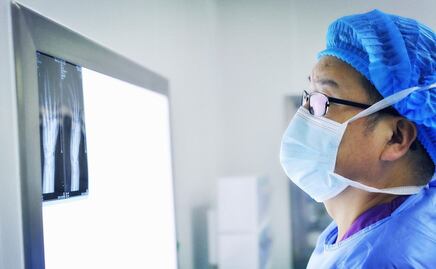 Estas son las 4 verduras ricas en magnesio que debes consumir para prevenir la osteoporosis