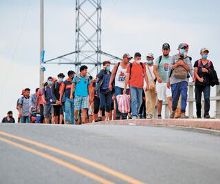 Pandemia provocó repunte de migración a EU, asegura Landau