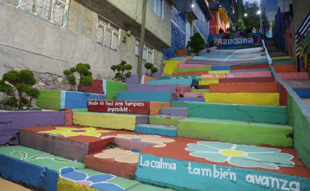 Ecatepec proyecta pintar 3 mil fachadas en San Andrés de la Cañada; buscan mejorar la imagen urbana.
Foto: Especial.