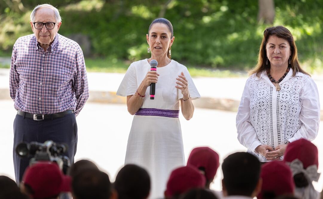 La presidenta Claudia Sheinbaum Pardo encabezó la Asamblea de salud casa por casa, en el Hospital del Niño Morelense, en Emiliano Zapata, Morelos. Foto Hugo Salvador. Foto: Hugo Salvador / EL UNIVERSAL