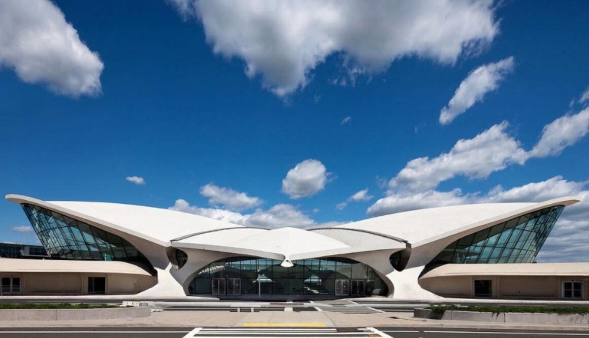 Louis Vuitton la presentación de la nueva colecciónse llevará a cabo en el aeropuerto John F. Kennedy de Nueva York. Foto: Instagram