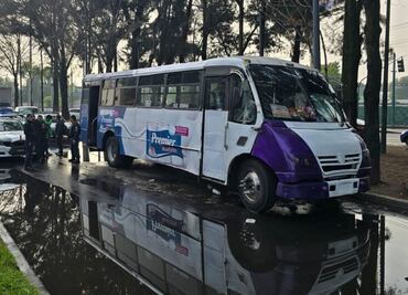 Asalto en transporte público deja dos muertos en Río de Churubusco; delincuentes escaparon