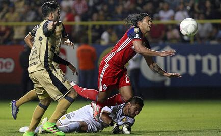 Chivas pierde con Dorados y se complica la vida