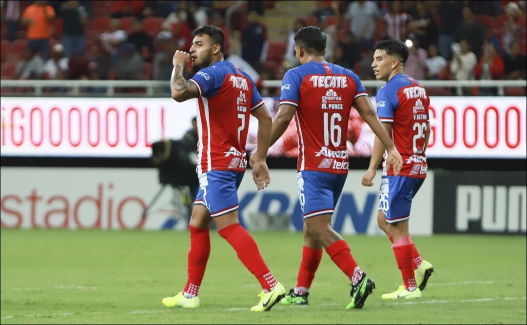 Delantero de Chivas. Foto: Imago 7