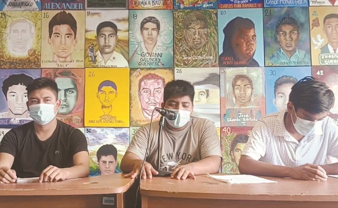 En conferencia de prensa, los normalistas de Ayotzinapa dijeron que mantienen la esperanza de hallar con vida a sus compañeros.