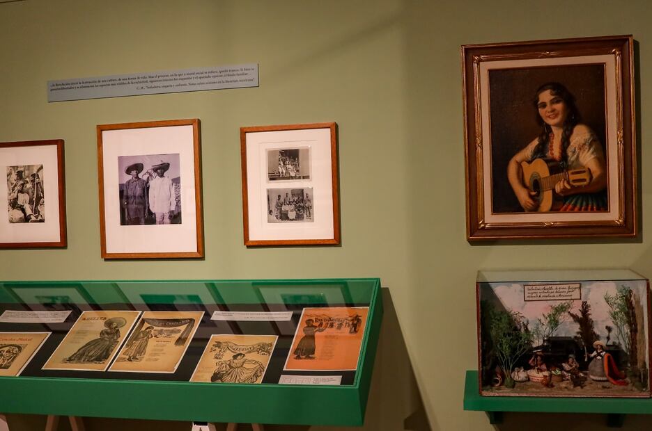 Conferencia de prensa y recorrido por exposición de feminismo en la colección de Carlos Monsiváis, con la presencia de Elena Poniatowska.Fotos: Hugo Salvador/ El Universal.