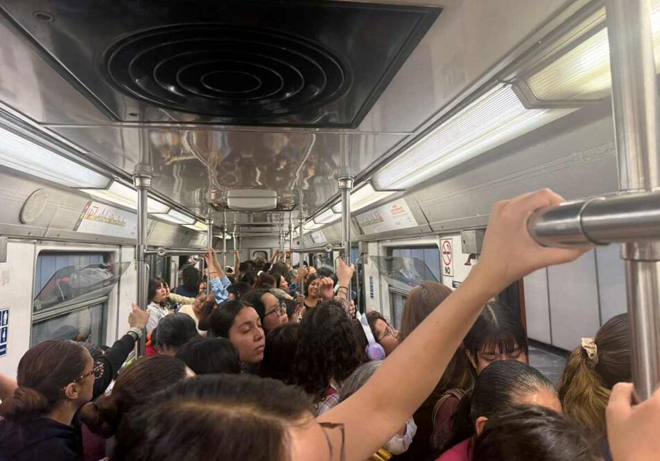 Director del Metro pide paciencia a usuarios por retrasos y saturación; asegura que negociación con Sindicato va muy avanzada. Foto: Laura Arana / EL UNIVERSAL