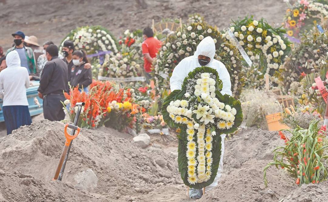 Médicos del sector Salud certificaron decesos por insuficiencia respirato r ia , neumonía atípica o neumonía viral, sin acudir a revisar los cadáveres. Foto: ARCHIVO EL UNIVERSAL