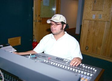 Van tres participantes por cada frecuencia de radio: IFT