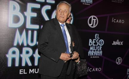 Patricio Castillo lleno de trabajo y buena salud a sus casi 80 años