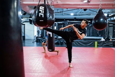 Víctor Altamirano, el inmigrante que alcanzó el sueño de llegar a la UFC