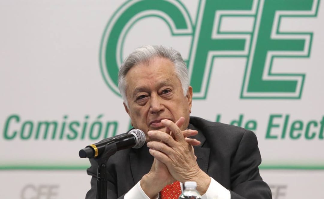 El director de la Comisión Federal de Electricidad (CFE), Manuel Bartlett (Foto: Archivo / EL UNIVERSAL)