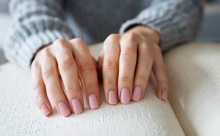 Uñas anti edad, la manicura que "rejuvenece" tus manos 