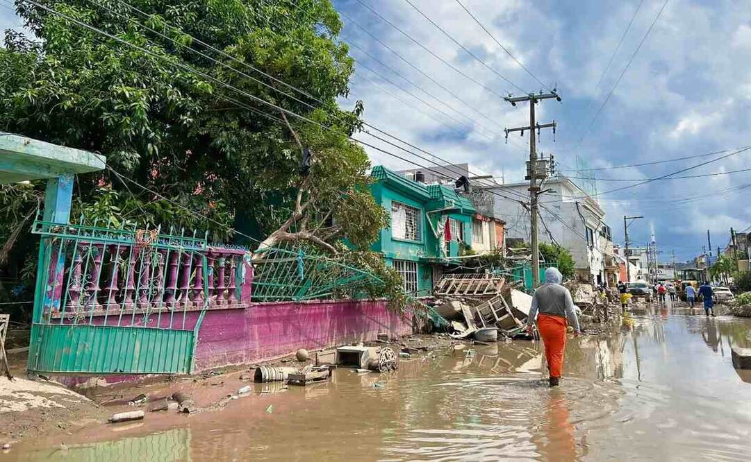 Pidió la condonación y prórroga del pago de servicios e impuestos como agua, luz, alcantarillado y recolección de residuos correspondientes al período de desastre. Foto: Alelhí Salgado / EL UNIVERSAL