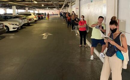 Filas de hasta tres metros entre cada cliente, así controlan el acceso a supermercados de la CDMX