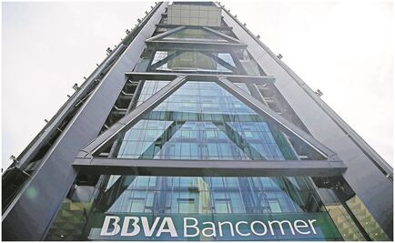 Evacuan torre BBVA Bancomer de forma preventiva