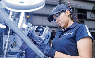 Crece empleo productivo en el estado