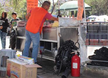Gobierno de la CDMX revisa extintores y tapetes en ambulantes de la Alameda Central; no hubo retiros por incumplir con medidas