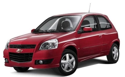 Cómo sacar las placas de un Chevy como auto antiguo