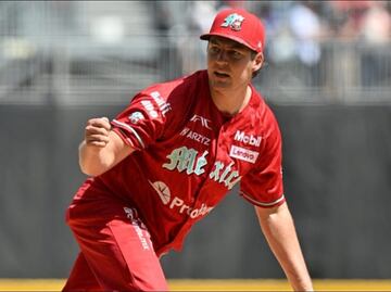 Trevor Bauer se luce ante Yankees lanzando tres entradas en blanco