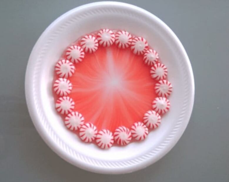 Experimentos científicos navideños para poner en práctica en estas fiestas