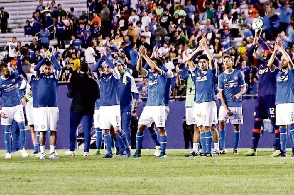 Los Cementeros agradecieron a sus seguidores el reconocimiento por el triunfo obtenido sobre los universitarios. (CLUB CRUZ AZUL)
