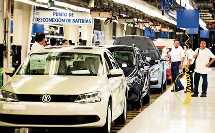 Secretaría de Economía alista plan para reabrir industria automotriz tras Covid-19